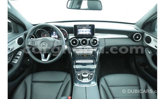 Sayi Imported Mercedes‒Benz 1117 White Babbar mota in Import - Dubai a Ashanti Sayi Imported Mercedes‒Benz 1117 White Babbar mota in Import - Dubai a Ashanti