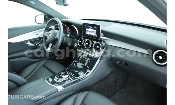 Sayi Imported Mercedes‒Benz 1117 White Babbar mota in Import - Dubai a Ashanti Sayi Imported Mercedes‒Benz 1117 White Babbar mota in Import - Dubai a Ashanti