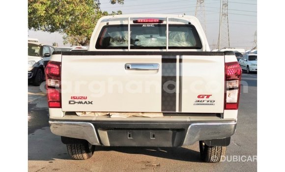 Ra Imported Isuzu Rodeo funfun Ọkọ̀ in Import - Dubai ni Ashanti Ra Imported Isuzu Rodeo funfun Ọkọ̀ in Import - Dubai ni Ashanti
