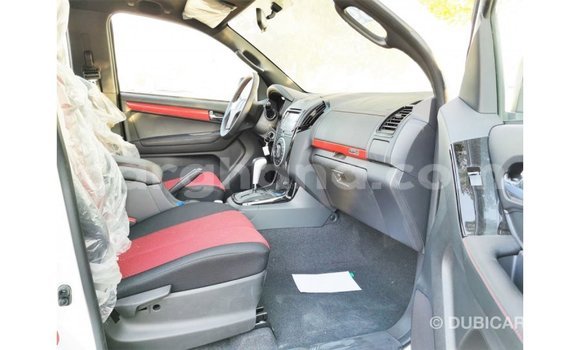 Ra Imported Isuzu Rodeo funfun Ọkọ̀ in Import - Dubai ni Ashanti Ra Imported Isuzu Rodeo funfun Ọkọ̀ in Import - Dubai ni Ashanti