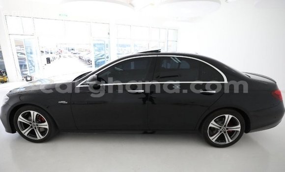 Ra Imported Mercedes‒Benz 1117 Black Ọkọ̀ akẹ́rù ńlá in Import - Dubai ni Ashanti Ra Imported Mercedes‒Benz 1117 Black Ọkọ̀ akẹ́rù ńlá in Import - Dubai ni Ashanti