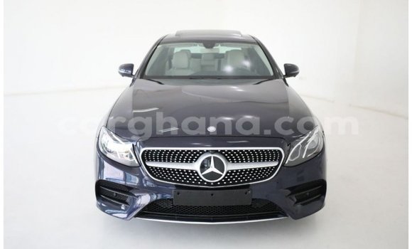 Buy Import Mercedes‒Benz 1117 Blue Truck in Import - Dubai in Ashanti Buy Import Mercedes‒Benz 1117 Blue Truck in Import - Dubai in Ashanti