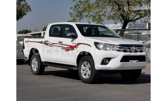 Buy Import Toyota Hilux White Car in Import - Dubai in Ashanti Buy Import Toyota Hilux White Car in Import - Dubai in Ashanti