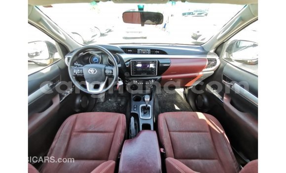 Buy Import Toyota Hilux White Car in Import - Dubai in Ashanti Buy Import Toyota Hilux White Car in Import - Dubai in Ashanti