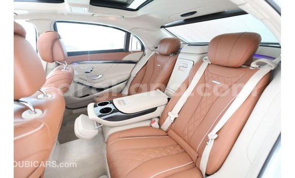 Ra Imported Mercedes‒Benz 1117 Miiran Ọkọ̀ akẹ́rù ńlá in Import - Dubai ni Ashanti Ra Imported Mercedes‒Benz 1117 Miiran Ọkọ̀ akẹ́rù ńlá in Import - Dubai ni Ashanti