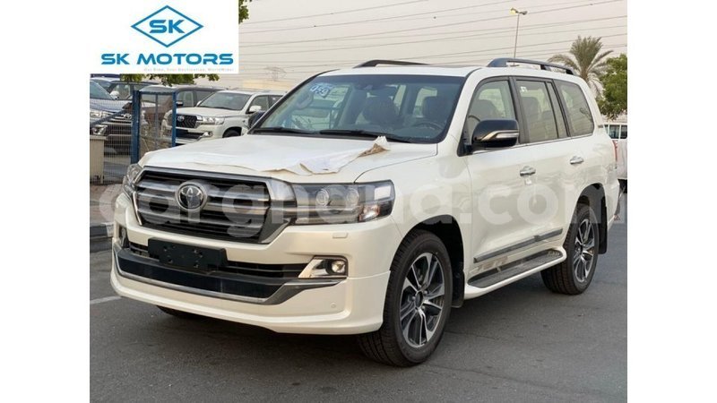 Big with watermark toyota land cruiser ashanti import dubai 12036