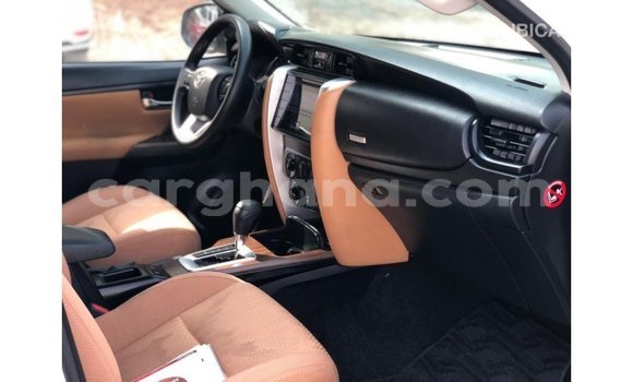 Ra Imported Toyota Fortuner funfun Ọkọ̀ in Import - Dubai ni Ashanti Ra Imported Toyota Fortuner funfun Ọkọ̀ in Import - Dubai ni Ashanti