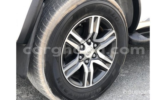 Ra Imported Toyota Fortuner funfun Ọkọ̀ in Import - Dubai ni Ashanti Ra Imported Toyota Fortuner funfun Ọkọ̀ in Import - Dubai ni Ashanti