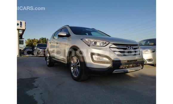 Buy Import Hyundai Santa Fe Other Car in Import - Dubai in Ashanti Buy Import Hyundai Santa Fe Other Car in Import - Dubai in Ashanti