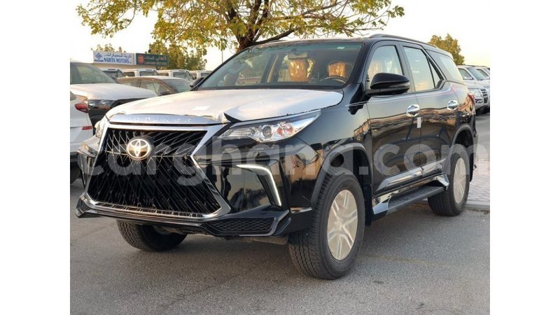 Big with watermark toyota fortuner ashanti import dubai 12048