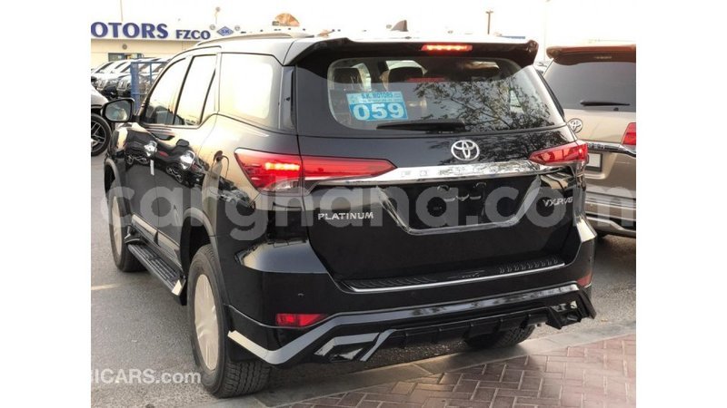 Big with watermark toyota fortuner ashanti import dubai 12048