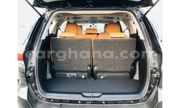 Sayi Imported Toyota Fortuner Black Mota in Import - Dubai a Ashanti Sayi Imported Toyota Fortuner Black Mota in Import - Dubai a Ashanti