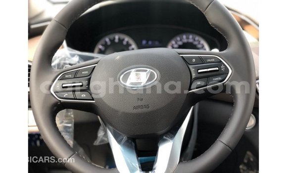 Ra Imported Hyundai Santa Fe funfun Ọkọ̀ in Import - Dubai ni Ashanti Ra Imported Hyundai Santa Fe funfun Ọkọ̀ in Import - Dubai ni Ashanti