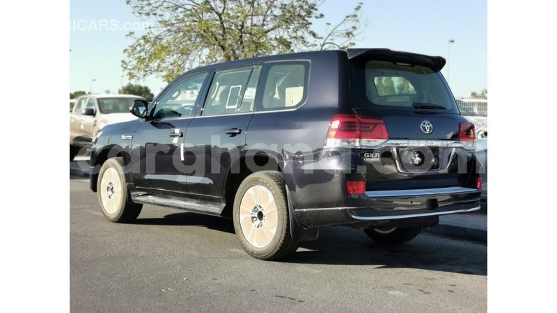 Big with watermark toyota land cruiser ashanti import dubai 12059