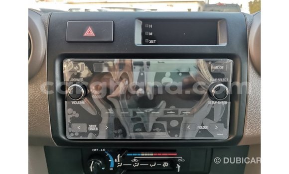 Buy Import Toyota Land Cruiser White Car in Import - Dubai in Ashanti Buy Import Toyota Land Cruiser White Car in Import - Dubai in Ashanti