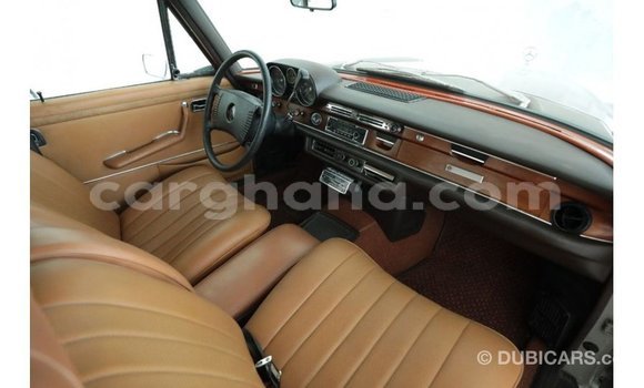 Sayi Imported Mercedes‒Benz 1117 Brown Babbar mota in Import - Dubai a Ashanti Sayi Imported Mercedes‒Benz 1117 Brown Babbar mota in Import - Dubai a Ashanti