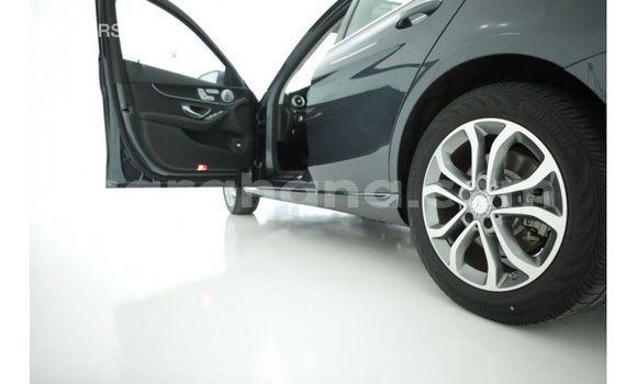 Buy Import Mercedes‒Benz 1117 Other Truck in Import - Dubai in Ashanti Buy Import Mercedes‒Benz 1117 Other Truck in Import - Dubai in Ashanti