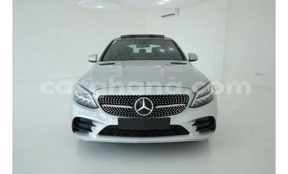 Sayi Imported Mercedes‒Benz 812 Sauran Babbar mota in Import - Dubai a Ashanti Sayi Imported Mercedes‒Benz 812 Sauran Babbar mota in Import - Dubai a Ashanti