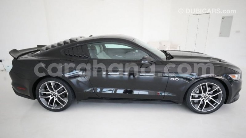 Big with watermark ford mustang ashanti import dubai 12099