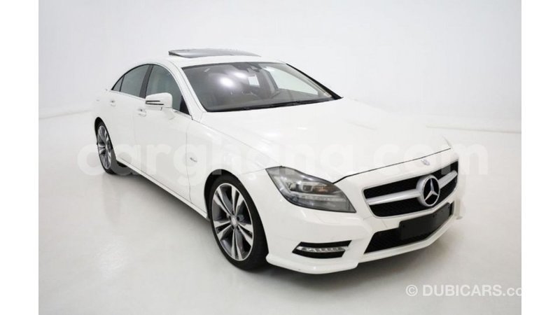 Big with watermark mercedes benz 1117 ashanti import dubai 12100