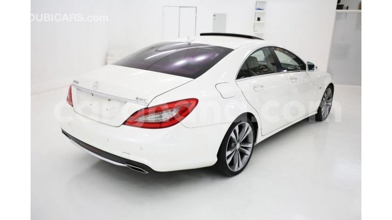 Big with watermark mercedes benz 1117 ashanti import dubai 12100