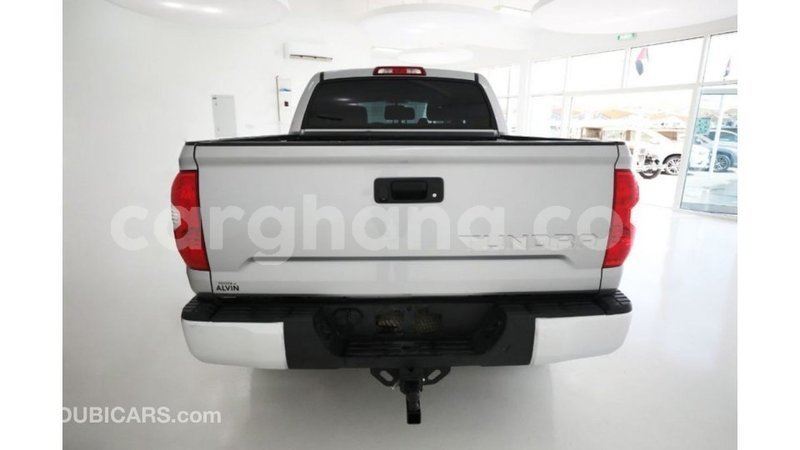 Big with watermark toyota tundra ashanti import dubai 12102