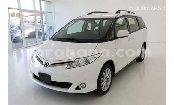 Buy Import Toyota Previa White Car in Import - Dubai in Ashanti Buy Import Toyota Previa White Car in Import - Dubai in Ashanti