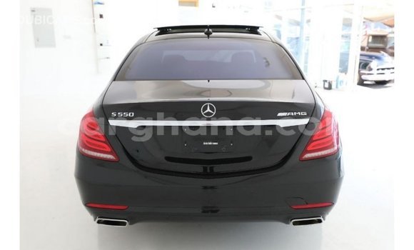 Buy Import Mercedes‒Benz 1117 Black Truck in Import - Dubai in Ashanti Buy Import Mercedes‒Benz 1117 Black Truck in Import - Dubai in Ashanti