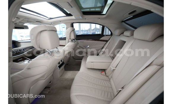 Buy Import Mercedes‒Benz 1117 Black Truck in Import - Dubai in Ashanti Buy Import Mercedes‒Benz 1117 Black Truck in Import - Dubai in Ashanti