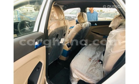 Ra Imported Hyundai Tucson funfun Ọkọ̀ in Import - Dubai ni Ashanti Ra Imported Hyundai Tucson funfun Ọkọ̀ in Import - Dubai ni Ashanti