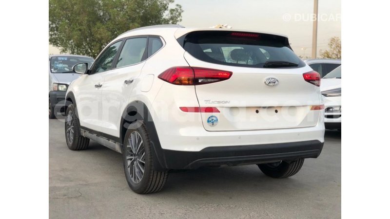 Big with watermark hyundai tucson ashanti import dubai 12126