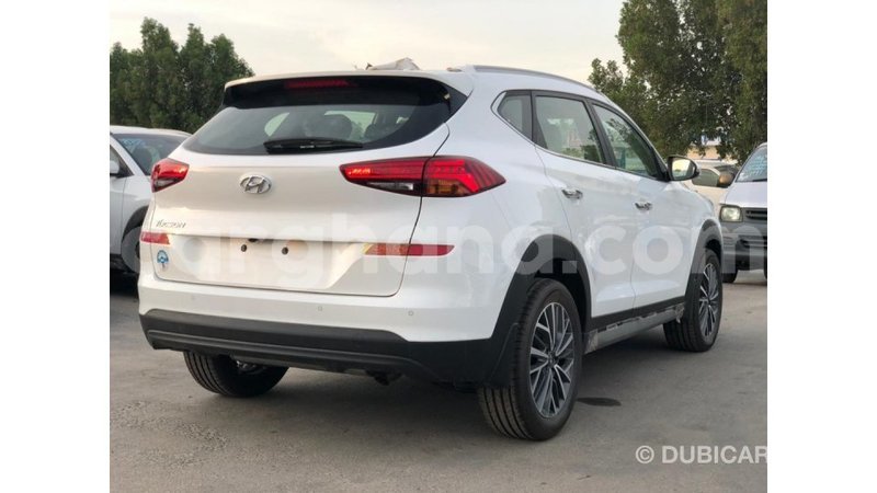 Big with watermark hyundai tucson ashanti import dubai 12126