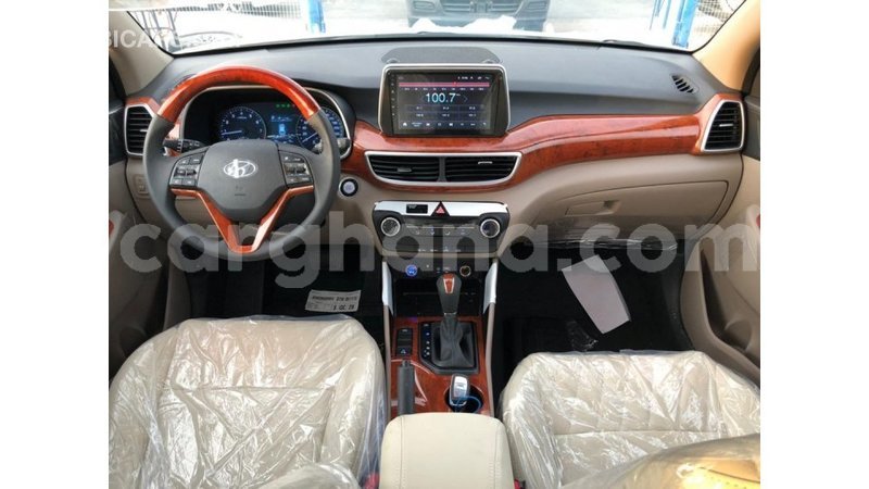 Big with watermark hyundai tucson ashanti import dubai 12126