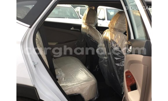 Buy Import Hyundai Tucson White Car in Import - Dubai in Ashanti Buy Import Hyundai Tucson White Car in Import - Dubai in Ashanti