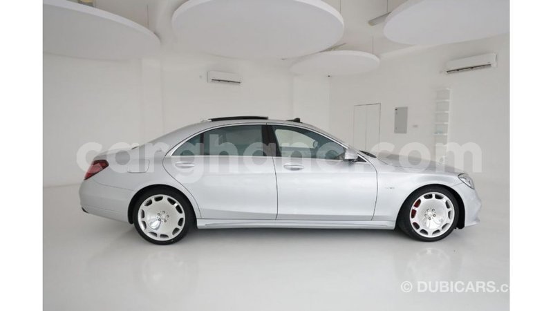 Big with watermark mercedes benz 1117 ashanti import dubai 12133