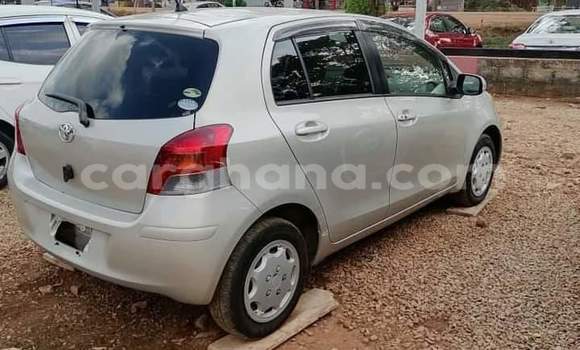 Ra Àlòkù Toyota Vitz Silver Ọkọ̀ in Nsawam ni Oorun Ra Àlòkù Toyota Vitz Silver Ọkọ̀ in Nsawam ni Oorun