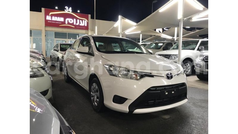 Big with watermark toyota yaris ashanti import dubai 12146