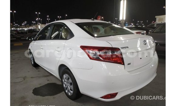 Ra Imported Toyota Yaris funfun Ọkọ̀ in Import - Dubai ni Ashanti Ra Imported Toyota Yaris funfun Ọkọ̀ in Import - Dubai ni Ashanti
