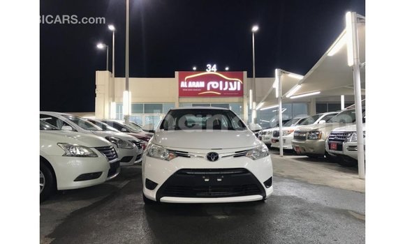 Ra Imported Toyota Yaris funfun Ọkọ̀ in Import - Dubai ni Ashanti Ra Imported Toyota Yaris funfun Ọkọ̀ in Import - Dubai ni Ashanti