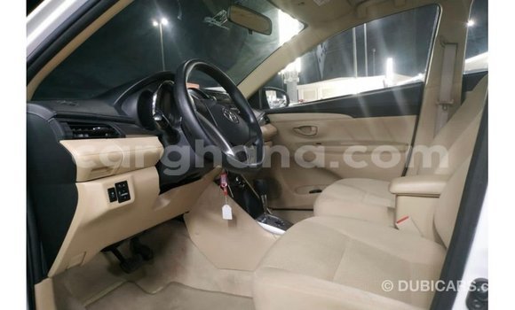 Ra Imported Toyota Yaris funfun Ọkọ̀ in Import - Dubai ni Ashanti Ra Imported Toyota Yaris funfun Ọkọ̀ in Import - Dubai ni Ashanti