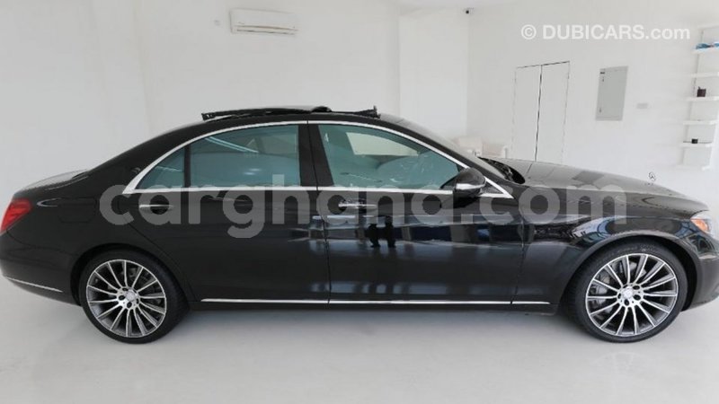 Big with watermark mercedes benz 1117 ashanti import dubai 12147