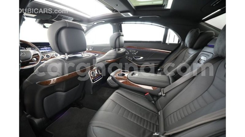 Big with watermark mercedes benz 1117 ashanti import dubai 12147