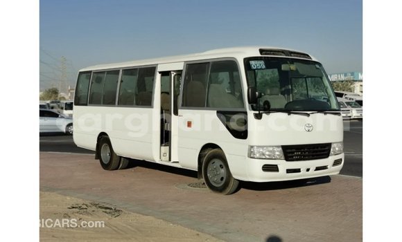 Buy Import Toyota Coaster White Car in Import - Dubai in Ashanti Buy Import Toyota Coaster White Car in Import - Dubai in Ashanti