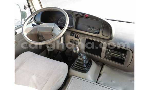 Buy Import Toyota Coaster White Car in Import - Dubai in Ashanti Buy Import Toyota Coaster White Car in Import - Dubai in Ashanti