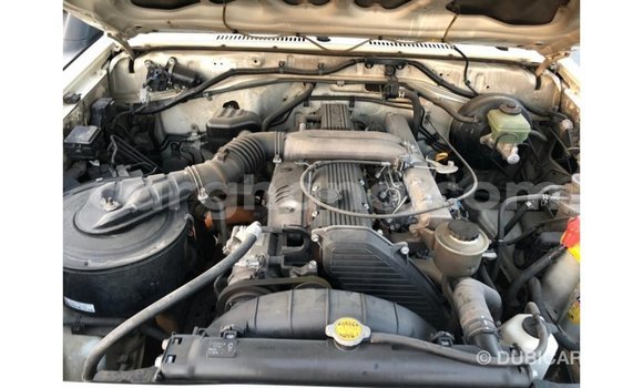 Buy Import Toyota Land Cruiser White Car in Import - Dubai in Ashanti Buy Import Toyota Land Cruiser White Car in Import - Dubai in Ashanti