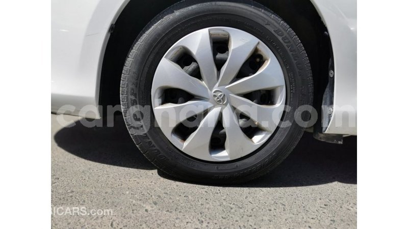 Big with watermark toyota yaris ashanti import dubai 12163