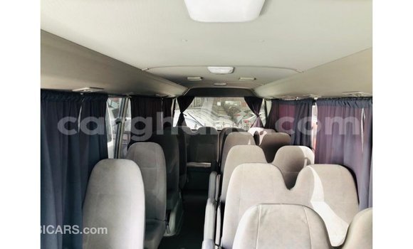 Sayi Imported Toyota Coaster White Mota in Import - Dubai a Ashanti Sayi Imported Toyota Coaster White Mota in Import - Dubai a Ashanti