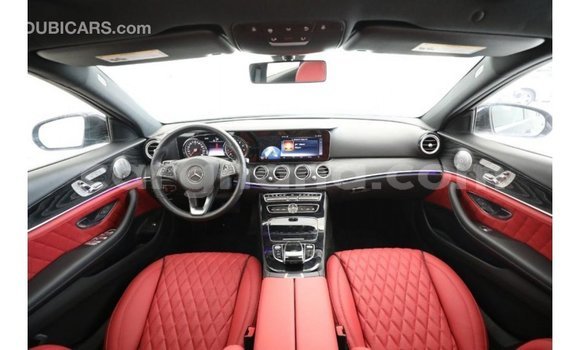 Buy Import Mercedes‒Benz 1117 Black Truck in Import - Dubai in Ashanti Buy Import Mercedes‒Benz 1117 Black Truck in Import - Dubai in Ashanti