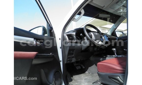 Buy Import Toyota Hilux White Car in Import - Dubai in Ashanti Buy Import Toyota Hilux White Car in Import - Dubai in Ashanti