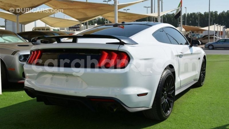 Big with watermark ford mustang ashanti import dubai 12184